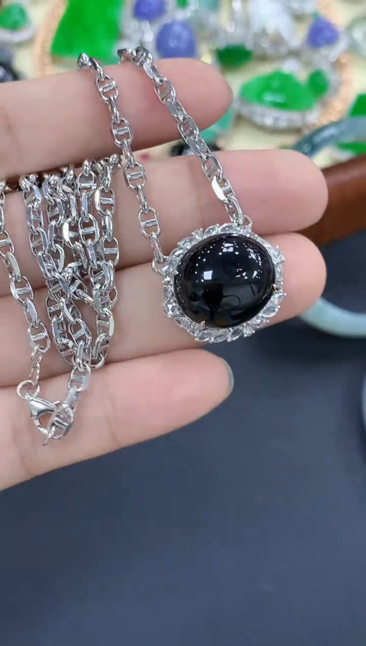 颈饰18K金镶嵌翡翠758-中国好珍宝