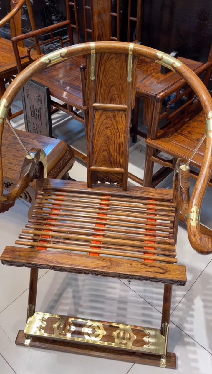 【闪购商品】木木雕交椅一把、、、、、