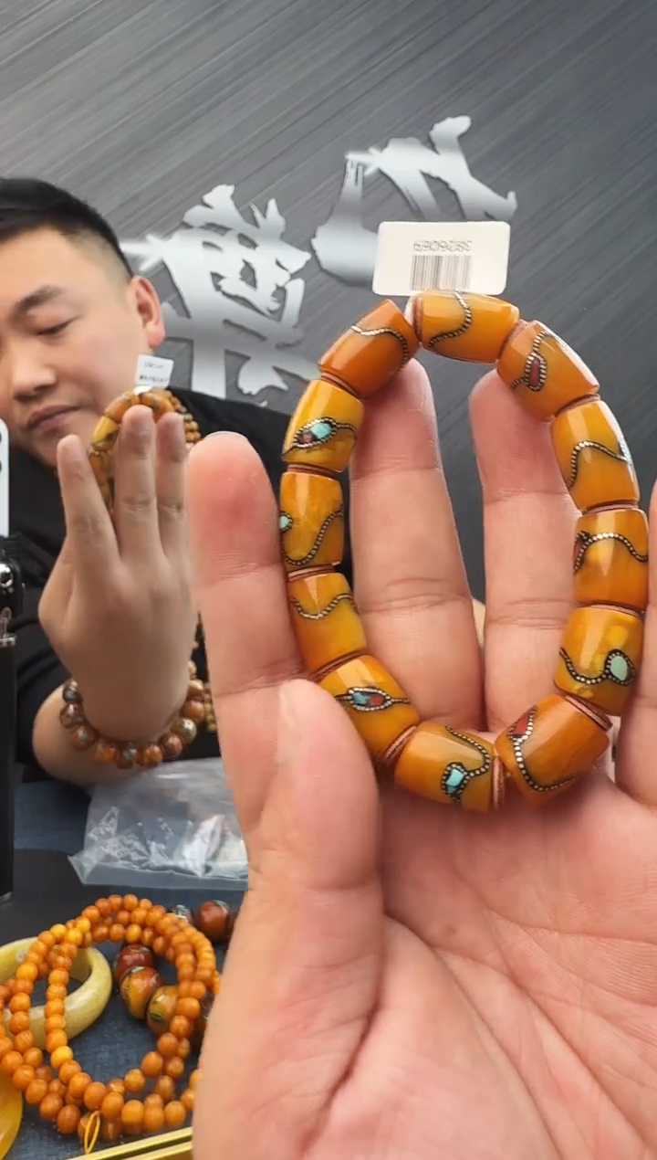 蜜蜡未镶嵌珠宝奇石假一罚十 24，12多样性发其一