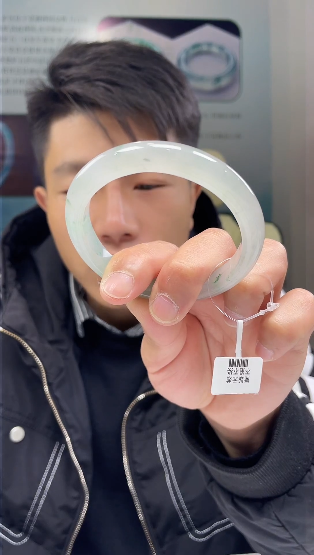 【闪购商品】石英质玉手镯未镶嵌非洲翠手镯多样性发货