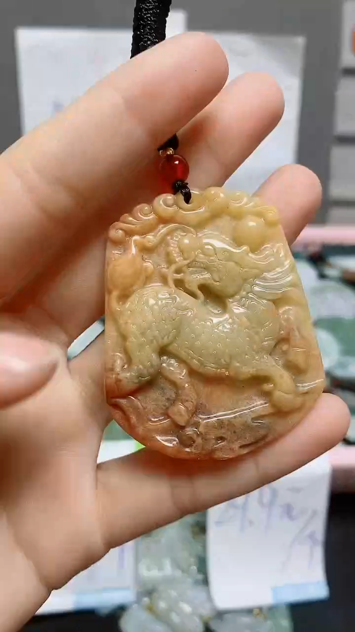 【闪购商品】翡翠颈饰未镶嵌天然翡翠A货