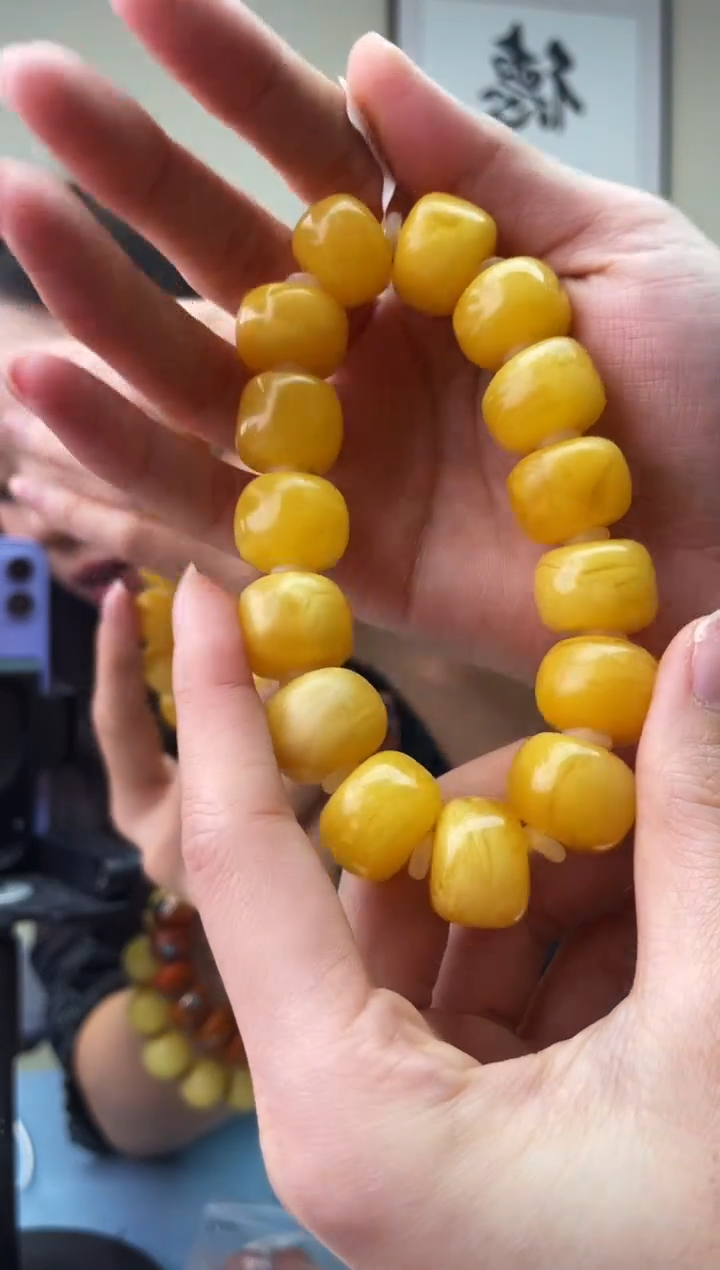 琥珀未镶嵌珠宝奇石T0假一罚十多样性发其一