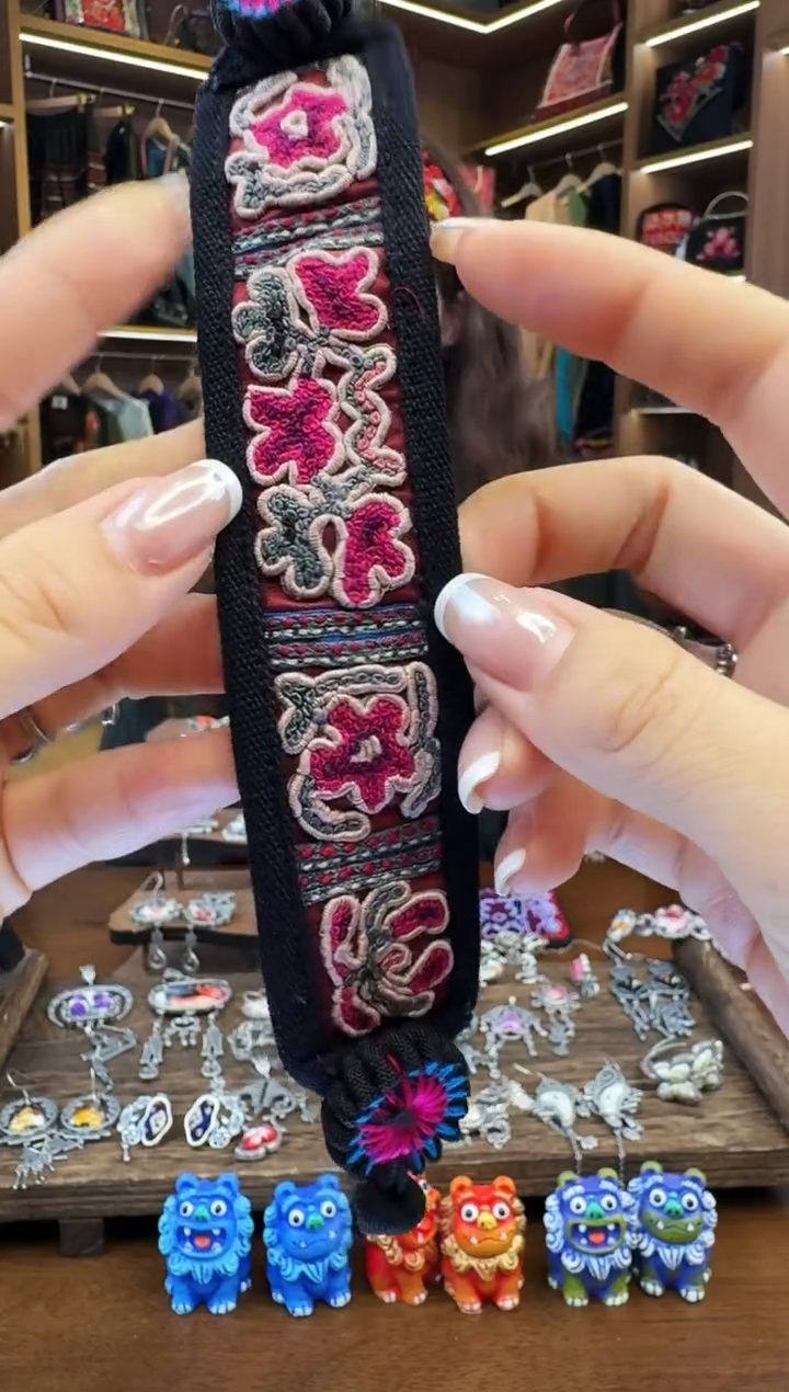 【闪购商品】织绣203黔东南苗族刺绣