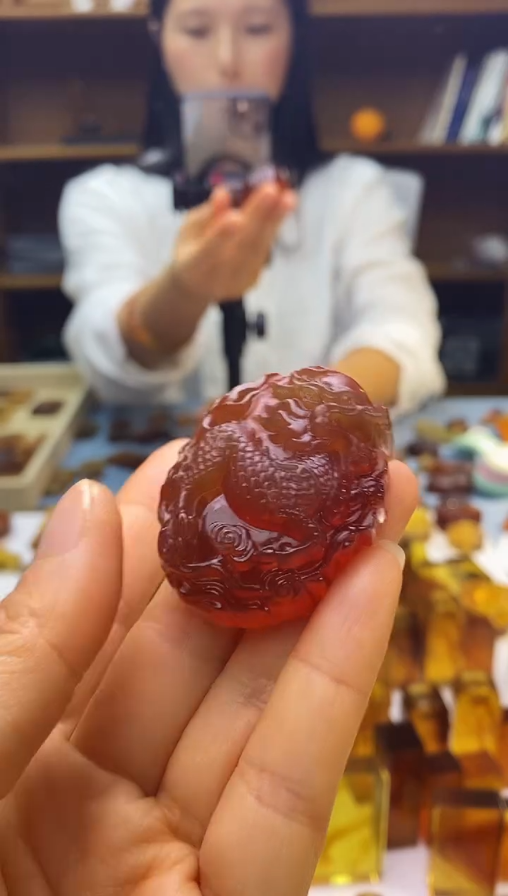 琥珀颈饰未镶嵌SN90-100（麒麟）