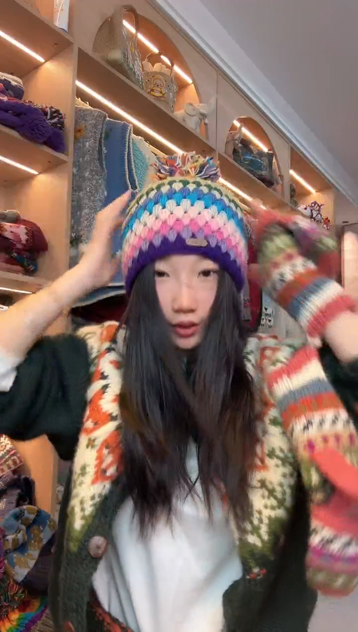 羊毛百羊毛菠萝单球帽