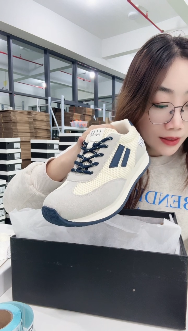 妮妮严选女鞋38码