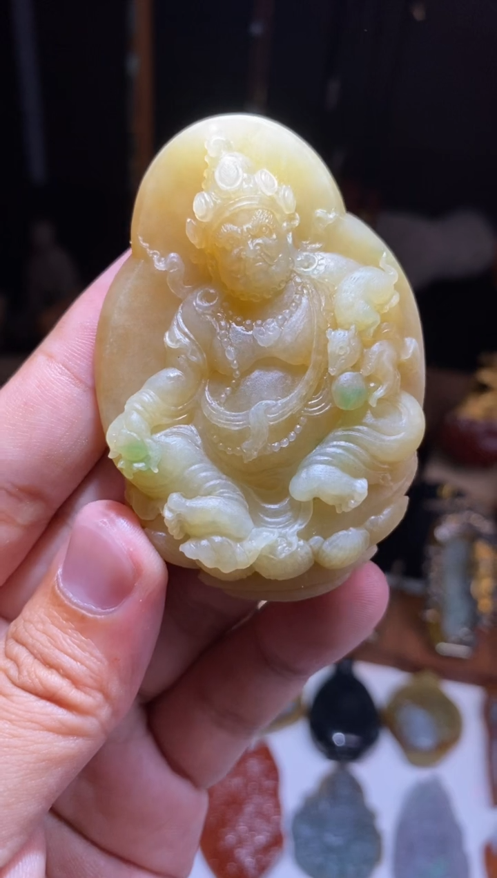 定制翡翠未镶嵌富**方翡翠