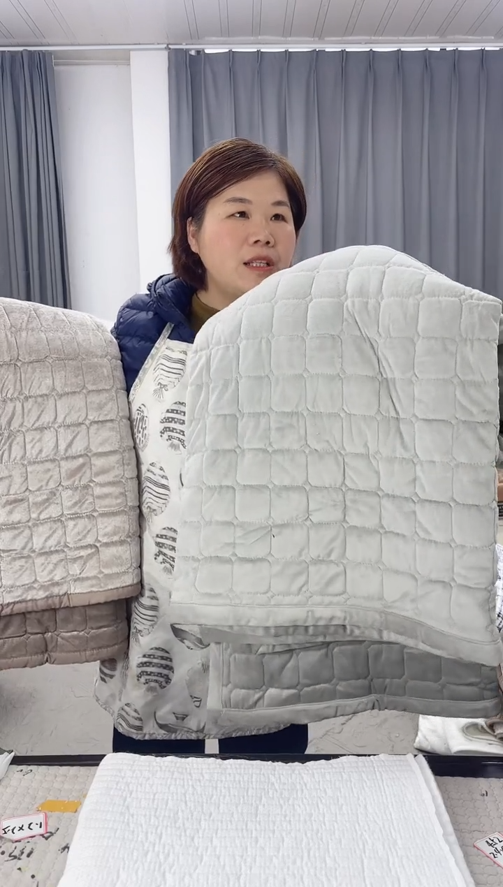 棉灰色天鹅绒1.6*2.0