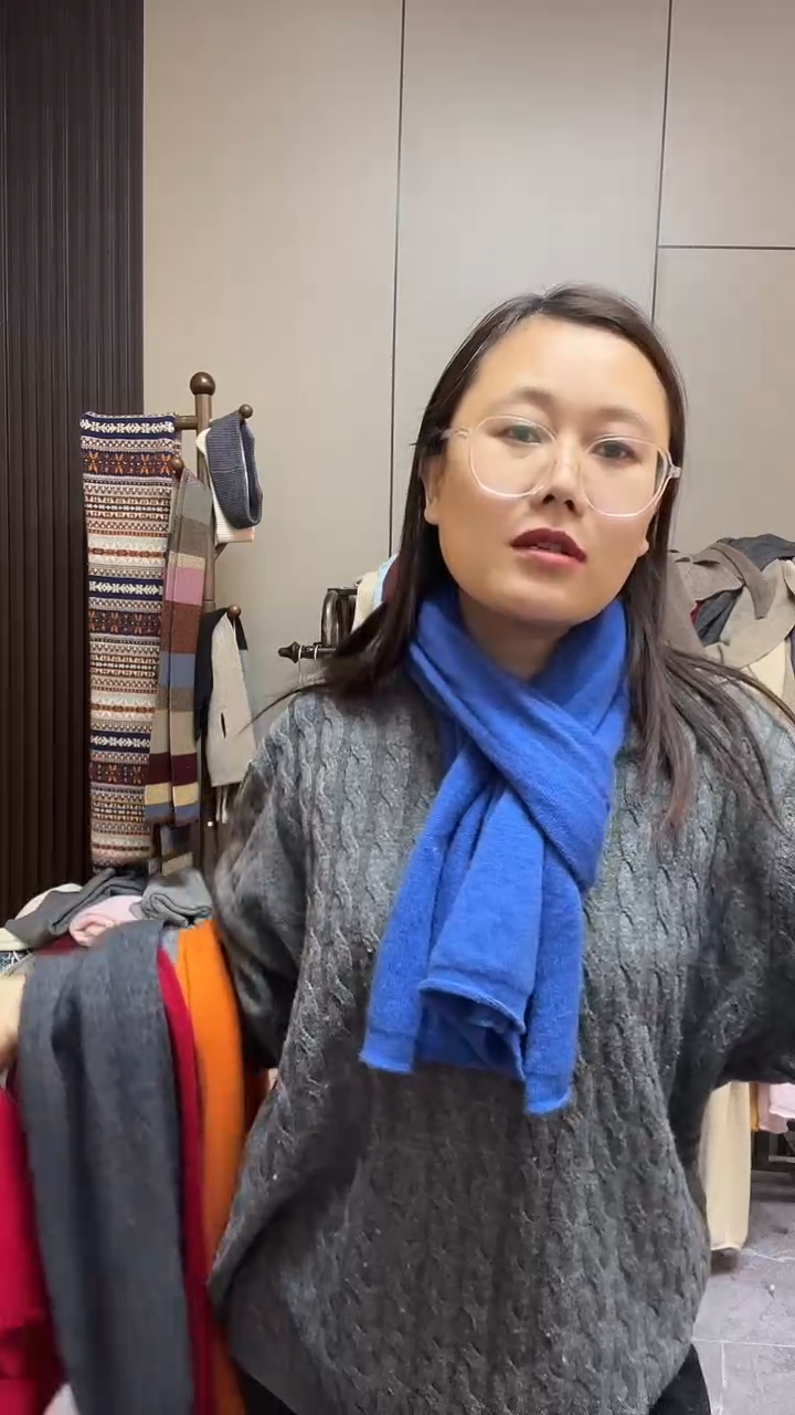 羊绒围巾蓝色6666