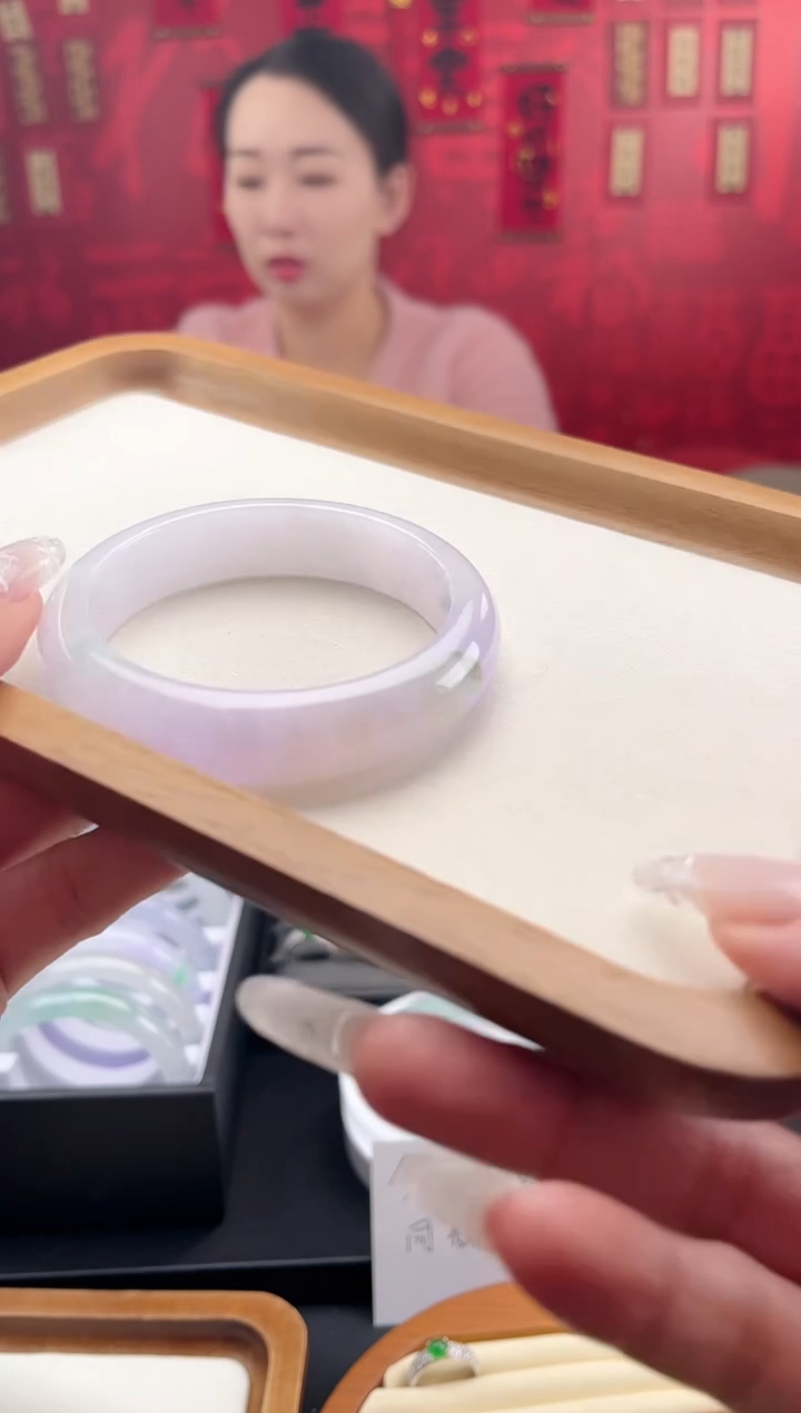 【闪购商品】翡翠手镯未镶嵌手镯