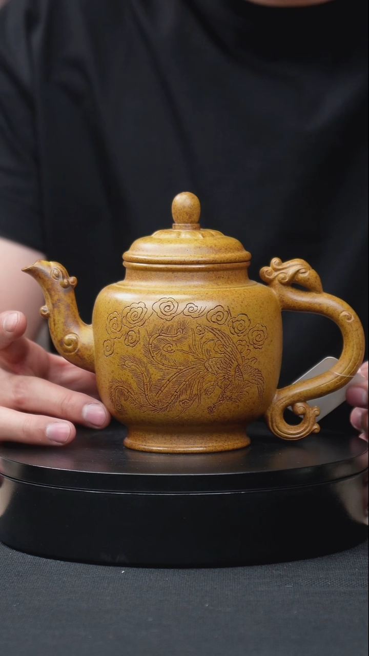 紫砂茶壶龙骨金砂刻绘灵动九天