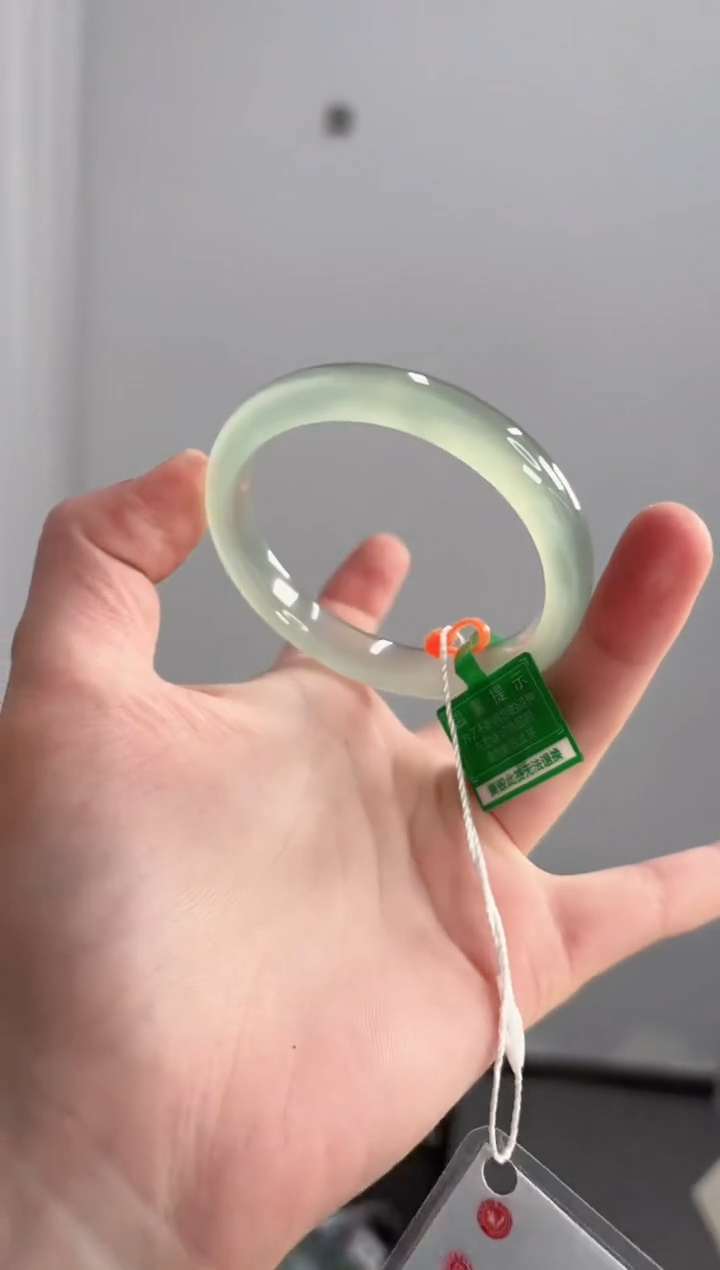 【闪购商品】玛瑙/玉髓手镯未镶嵌54圈