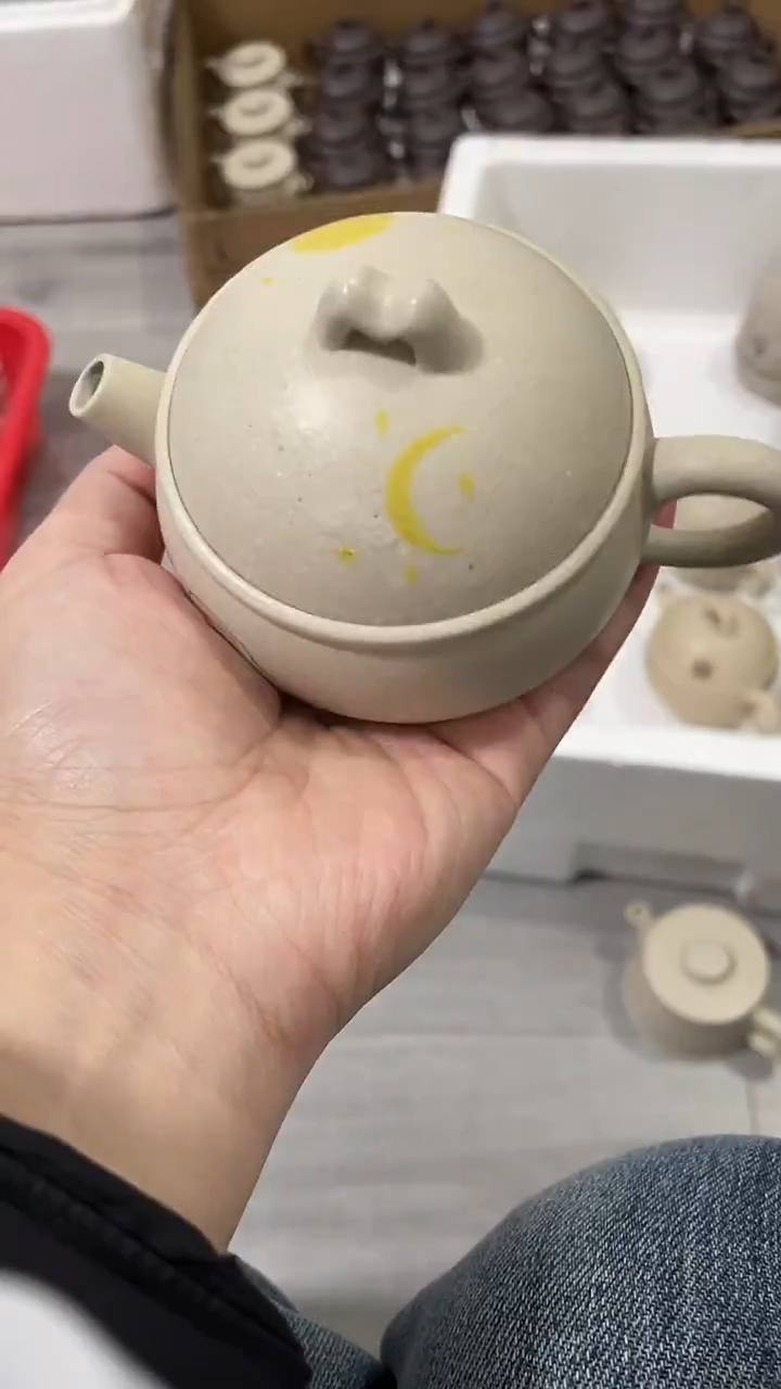 茶壶紫砂小兔子圆壶