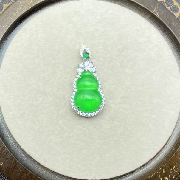 A214 冰绿镶嵌葫芦 (多样性发一件)