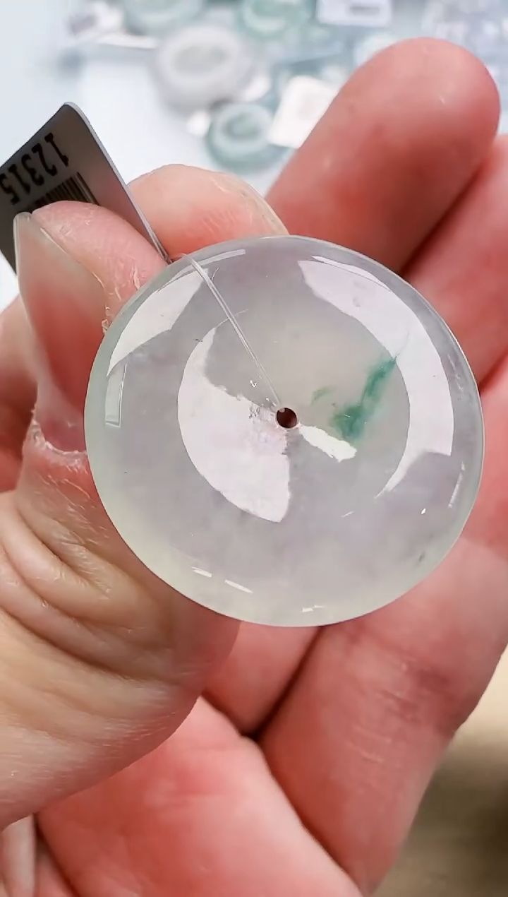 【闪购商品】翡翠颈饰未镶嵌翡翠