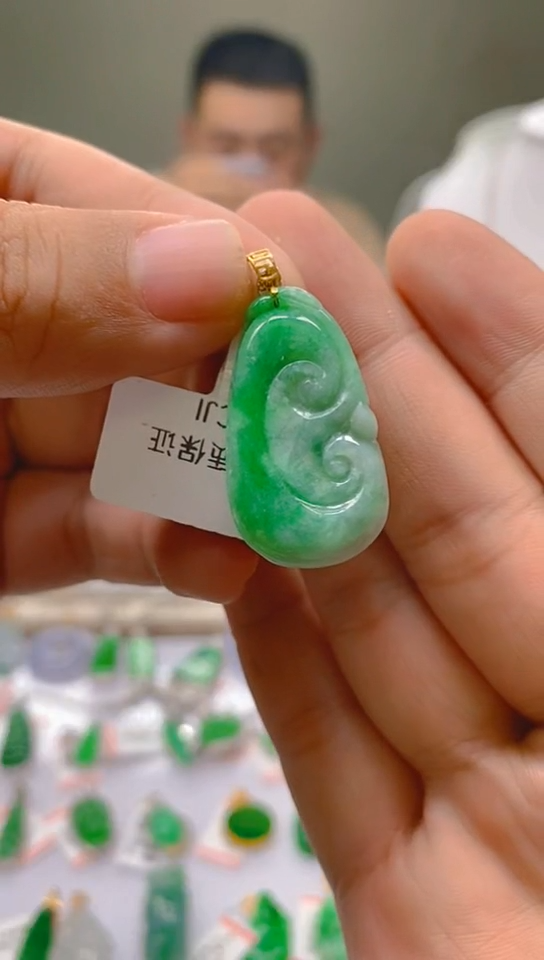 【闪购商品】翡翠颈饰18K金镶嵌新号开播，全场乱卖