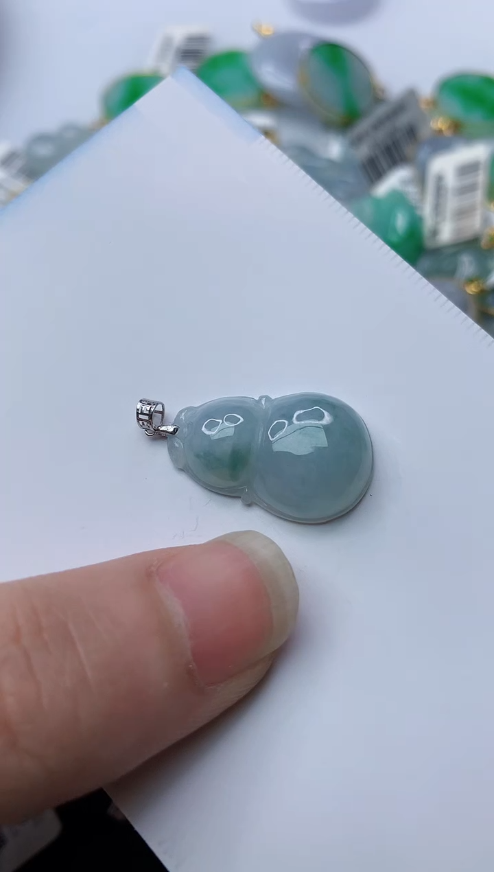 【闪购商品】翡翠颈饰18K金镶嵌43.......