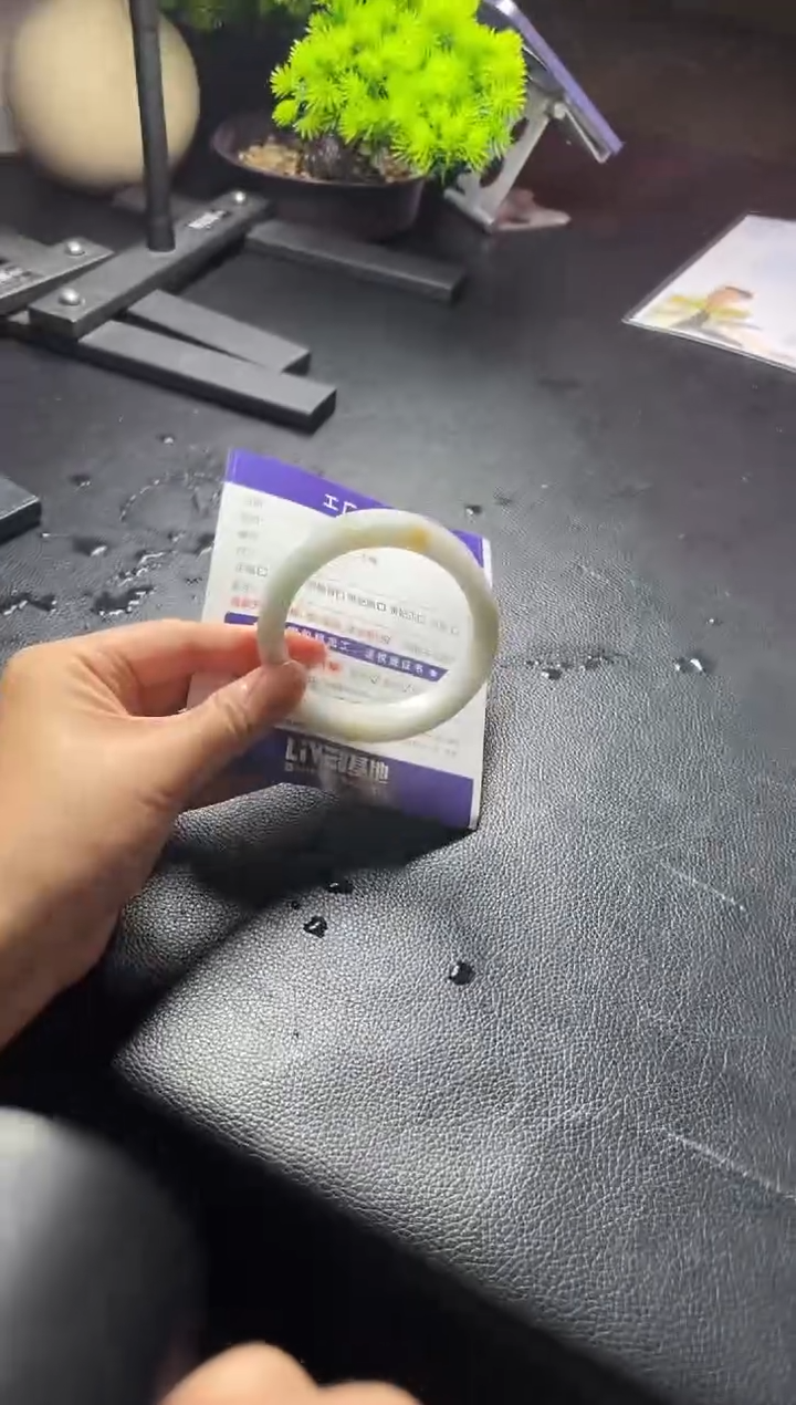 【闪购商品】定制翡翠手镯未镶嵌定制手镯AJC1/DZS