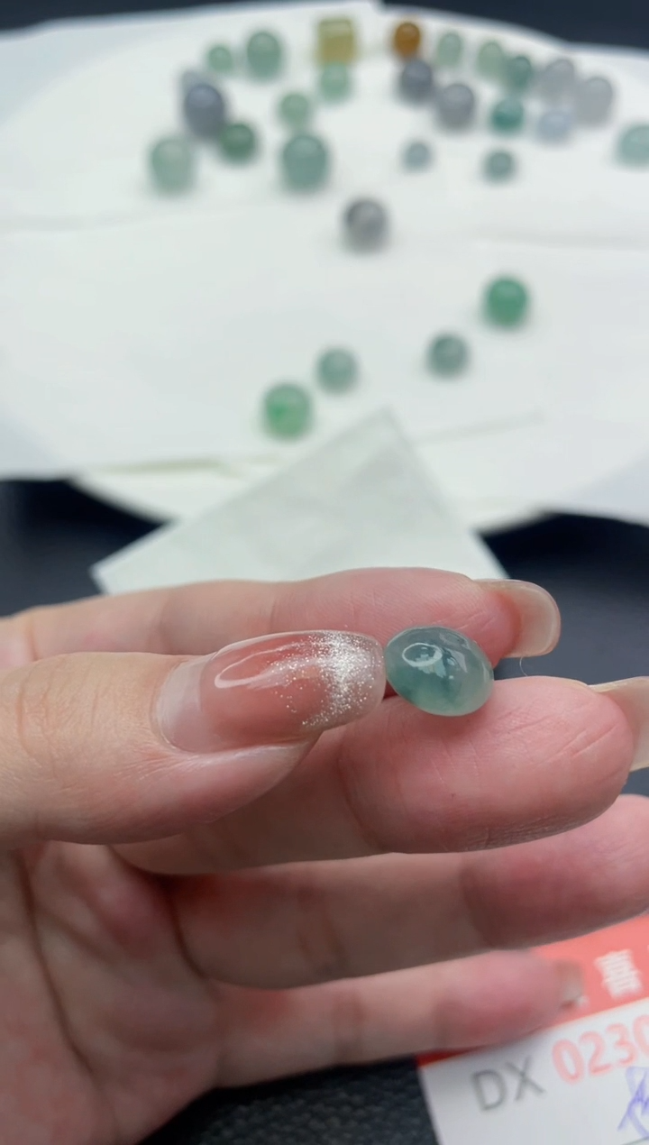 【闪购商品】定制翡翠未镶嵌珠子