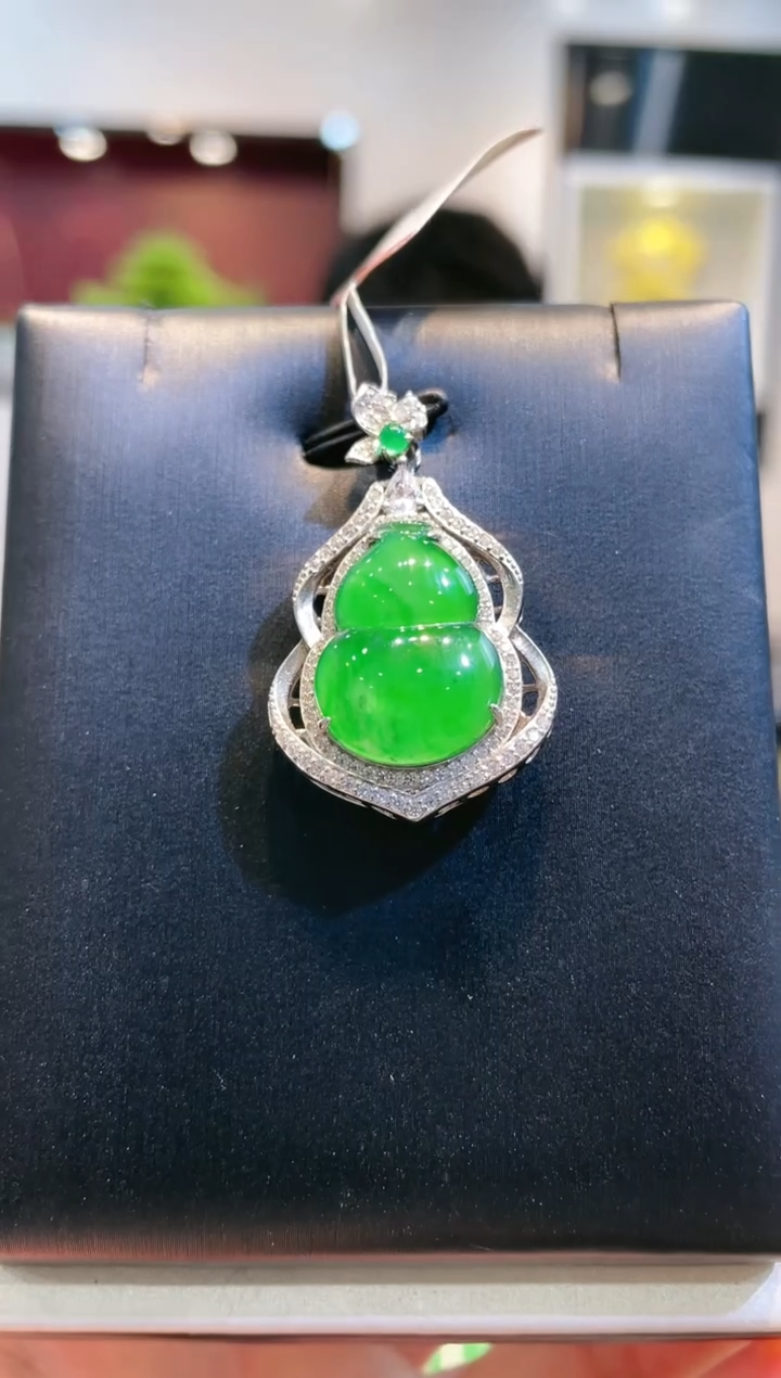 【闪购商品】翡翠颈饰银S925镶嵌A22天然A货翡翠吊坠（不含链）