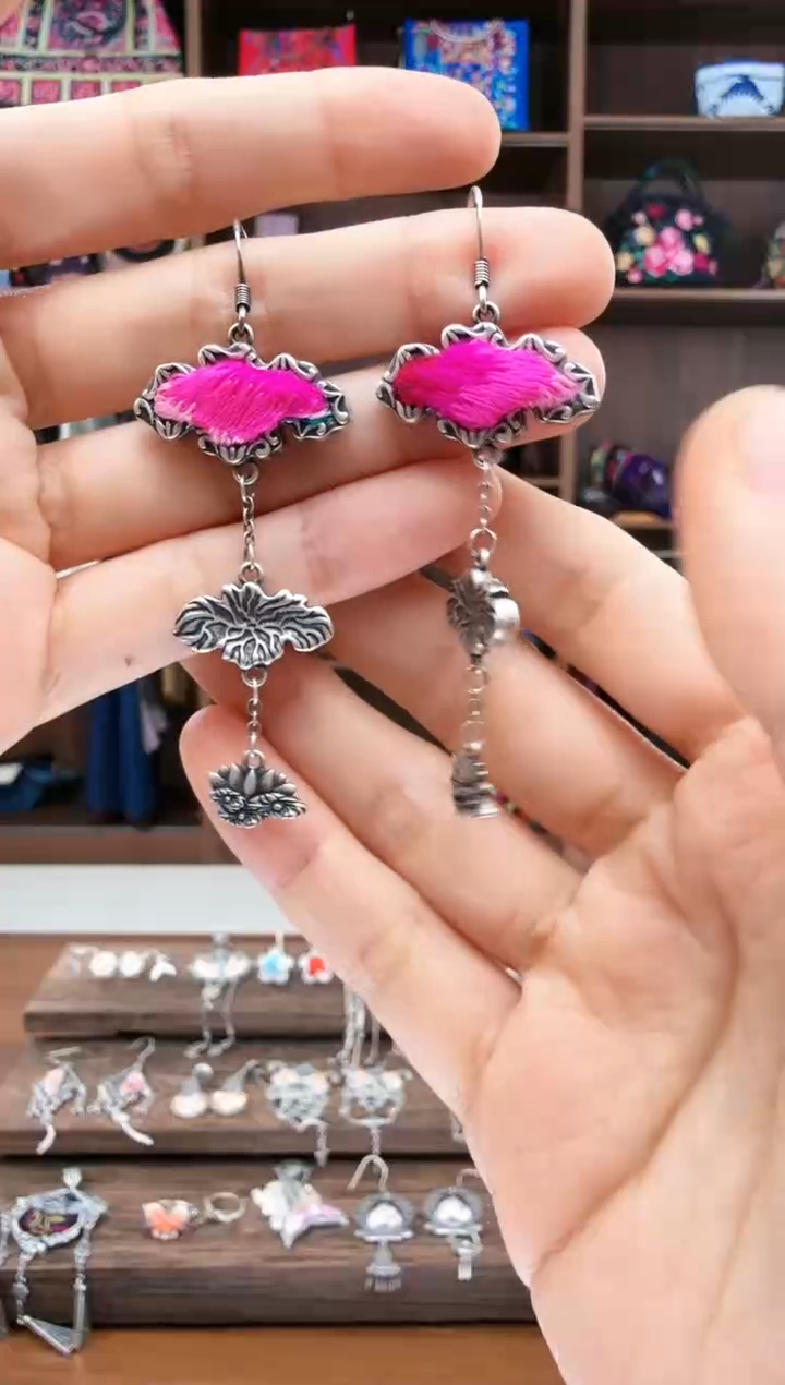 【闪购商品】织绣149蚩梦苗族古绣