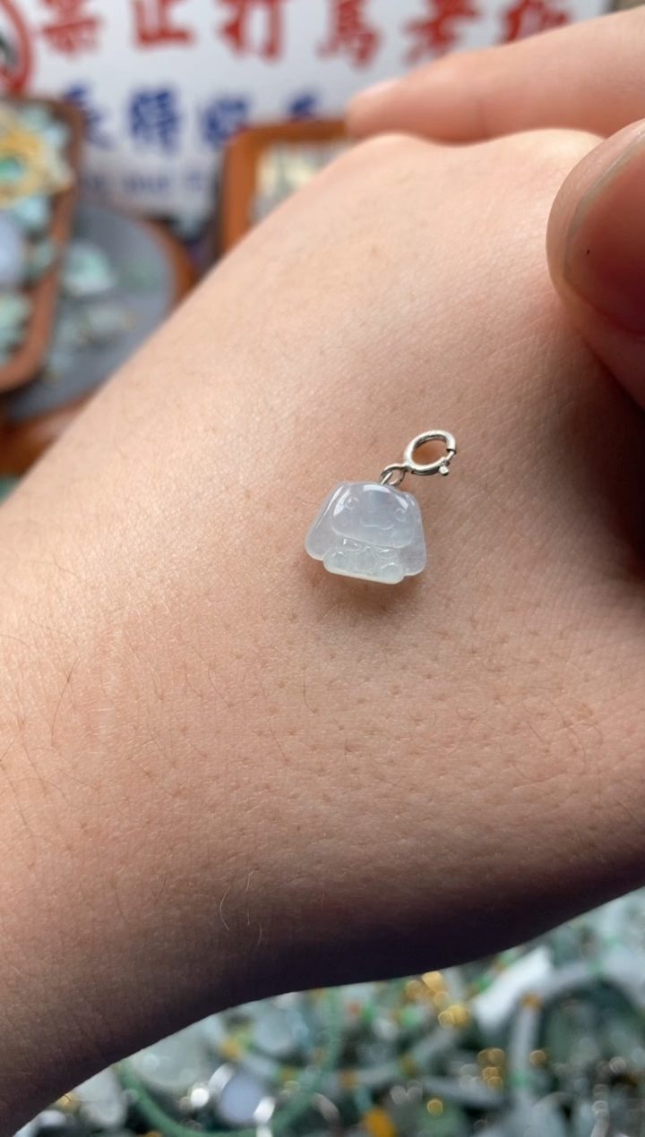 【闪购商品】翡翠颈饰未镶嵌哥哥