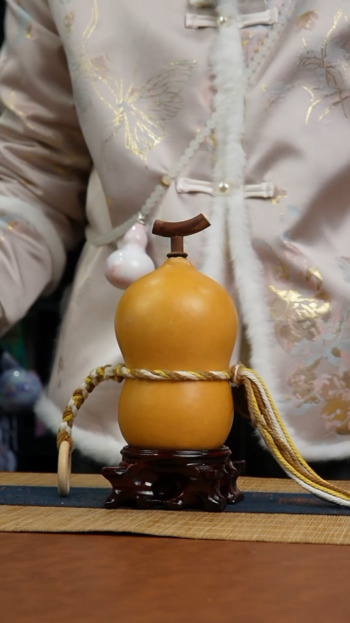 355号 天然热水酒葫芦 一物一拍（有瑕介意勿拍）