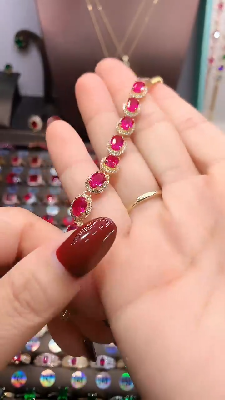 【闪购商品】红宝石手链银S925镶嵌金色