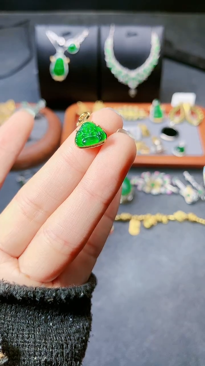 【闪购商品】翡翠吊坠(不含链)银S925镶嵌小题路i