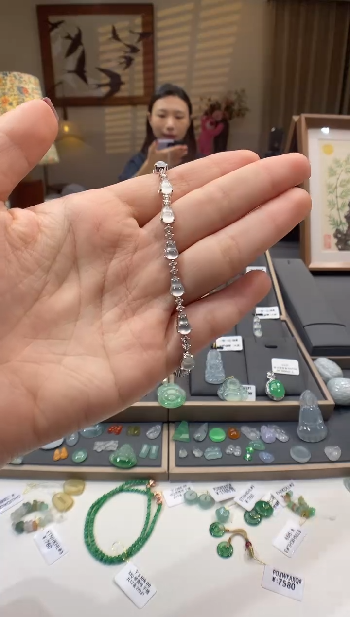 【闪购商品】翡翠手链18K金镶嵌手链