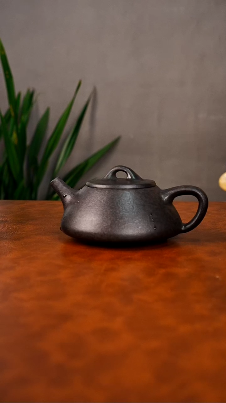 脚**地冰碛岩石头茶壶