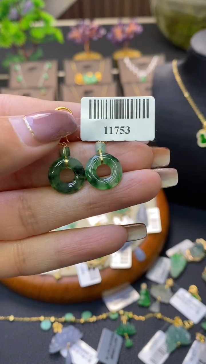 翡翠18K金镶嵌颈饰耳饰11753