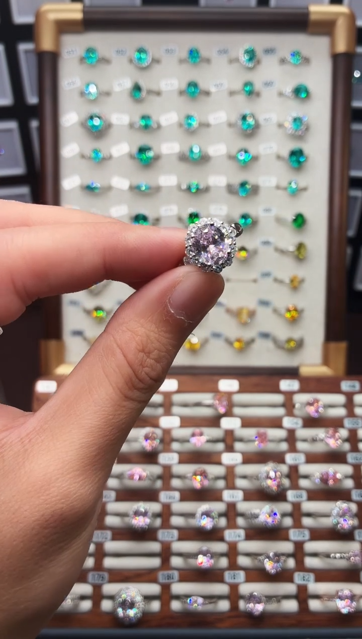 银S925镶嵌戒指绿柱石（摩根石）1888