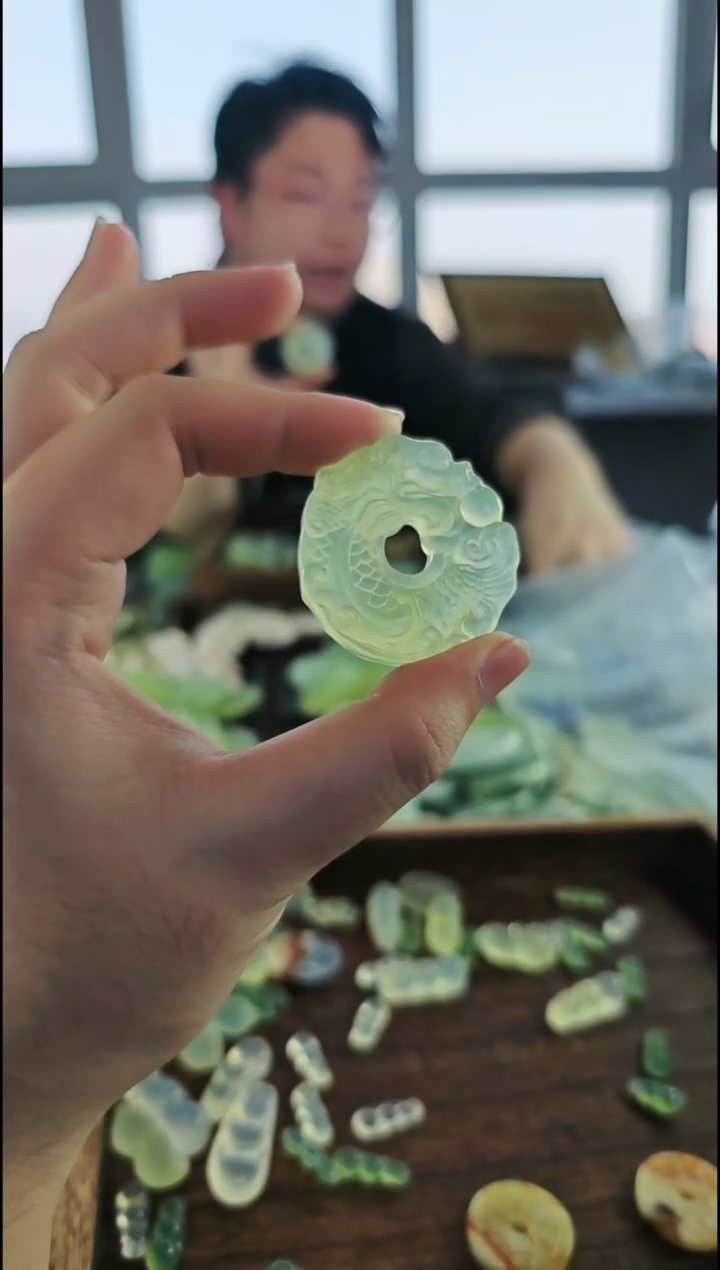 【闪购商品】蛇纹石玉颈饰未镶嵌吊坠84