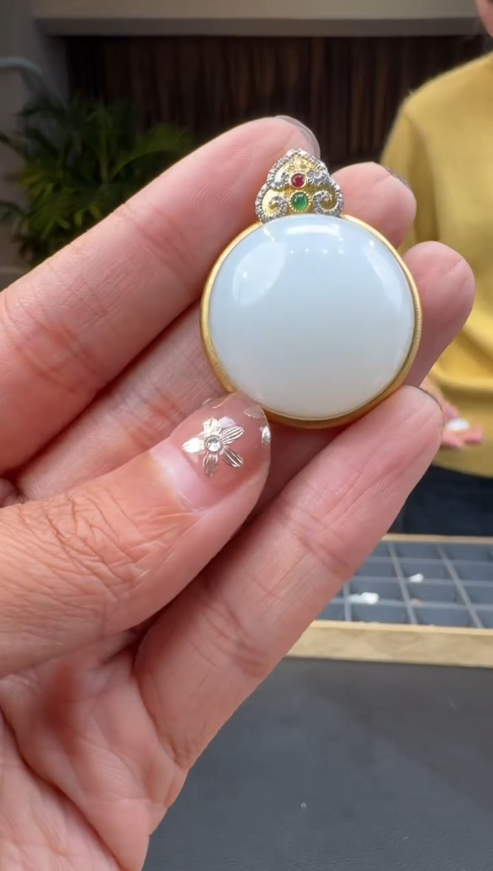 【闪购商品】和田玉11018K金镶嵌2.9张卓多样性发货