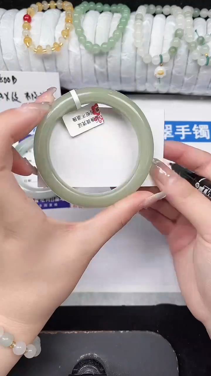 未镶嵌手镯石英质玉24-58/59