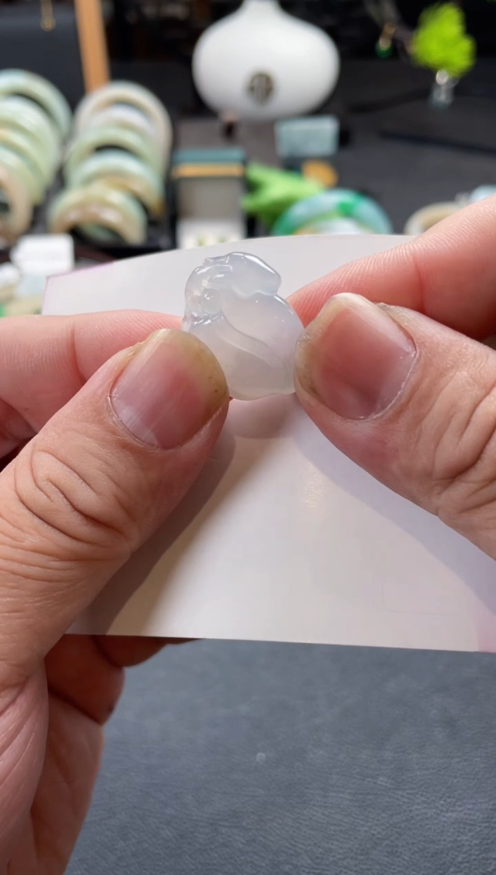 【闪购商品】翡翠颈饰未镶嵌吊坠