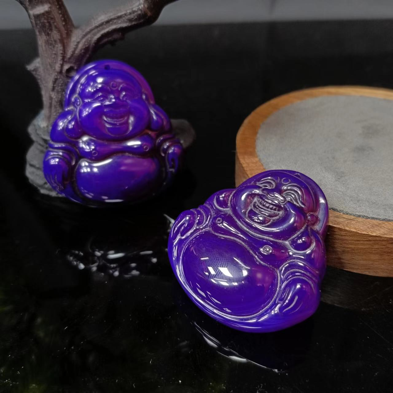 A5175天然珠宝-龙谷紫俱来玛瑙佛公-多样性发一