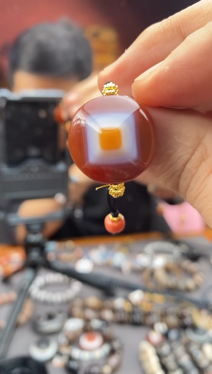 玛瑙/玉髓颈饰未镶嵌-1130 -09 颜色状态多样性发