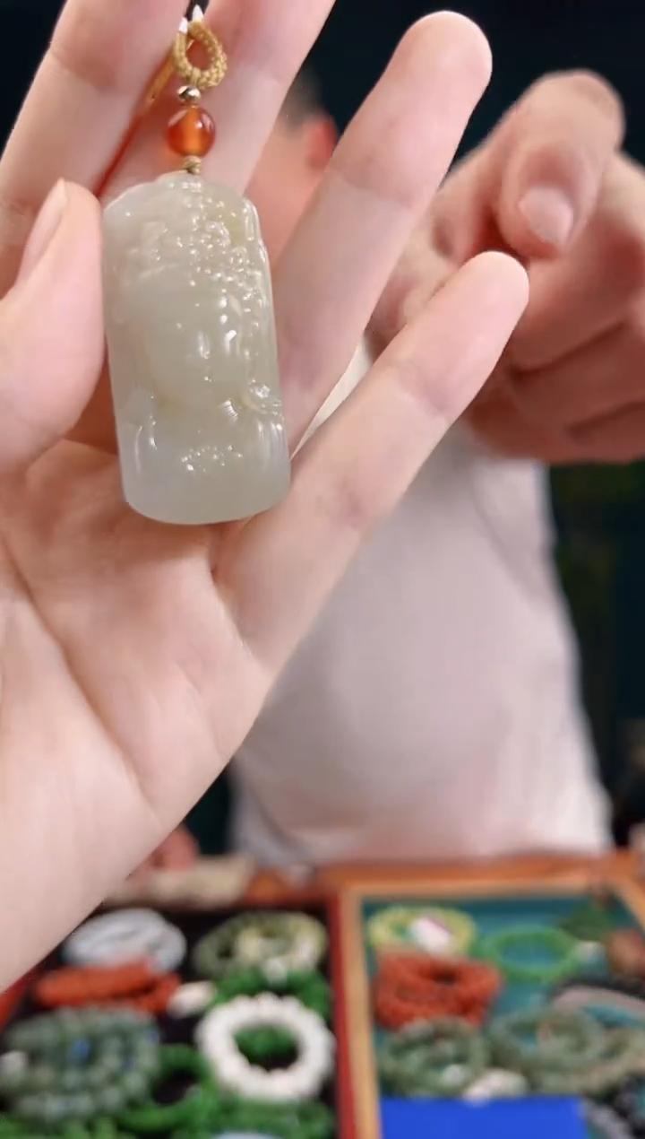 颈饰未镶嵌和田玉多样性发货 拍一单发一个