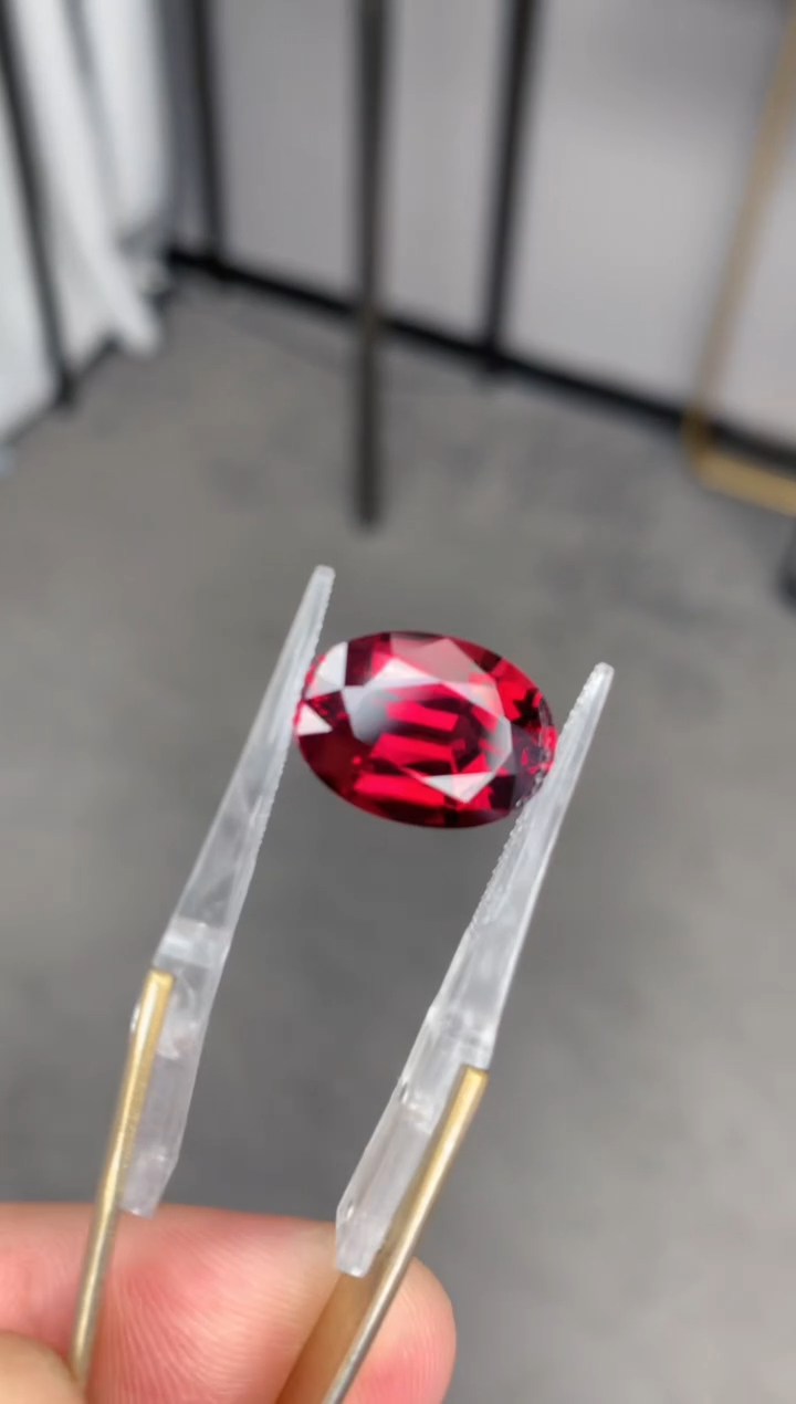 【闪购商品】石榴石裸石未镶嵌11ct  镁铝榴石