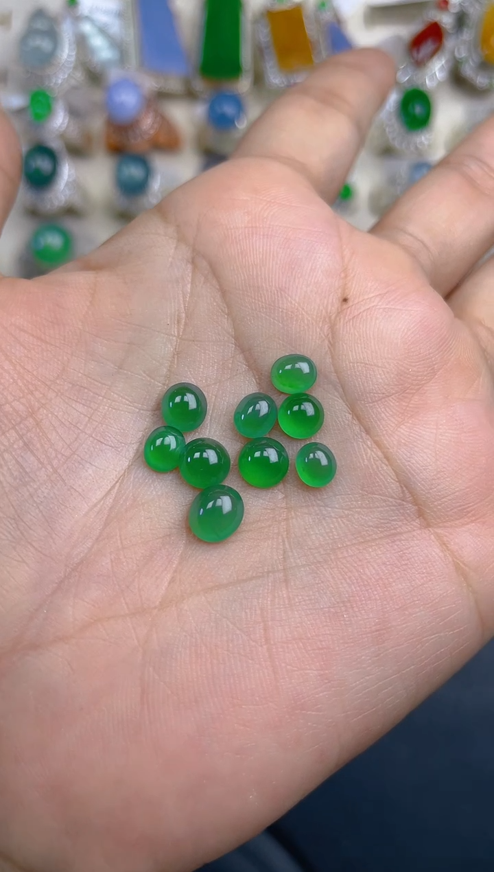 未镶嵌定制翡翠天然翡翠蛋面42