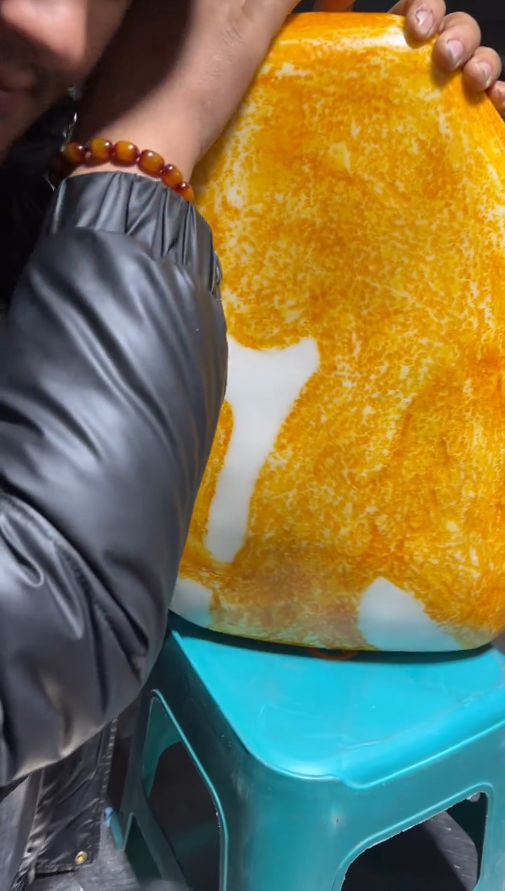 颈饰未镶嵌和田玉（青白玉）3