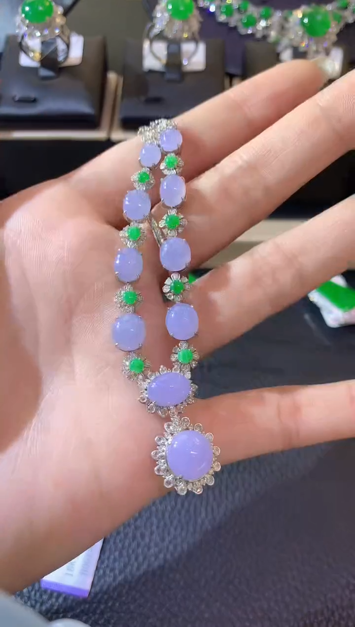 【闪购商品】翡翠套链18K金镶嵌A77翡翠紫色有一定色差