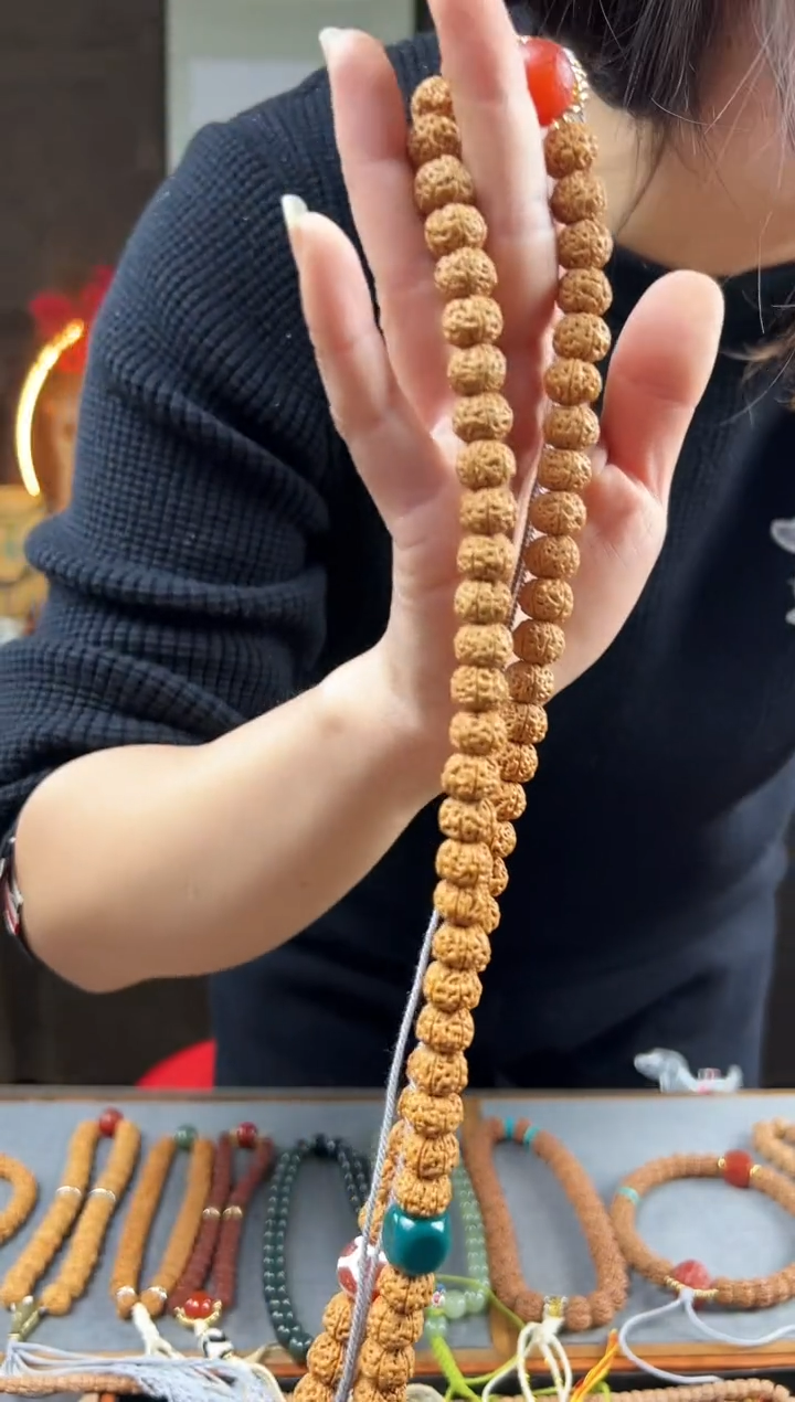 【闪购商品】金刚菩提吊坠五星蜂王战神108