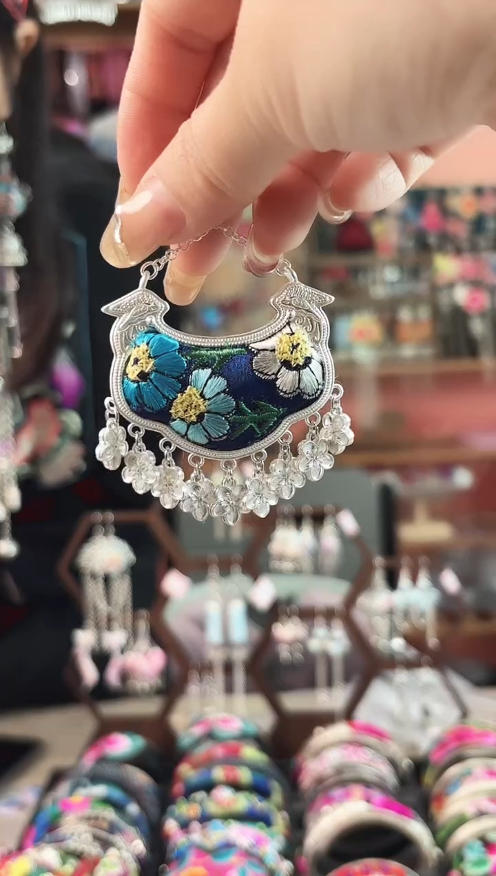 艺枝独绣手工饰品18