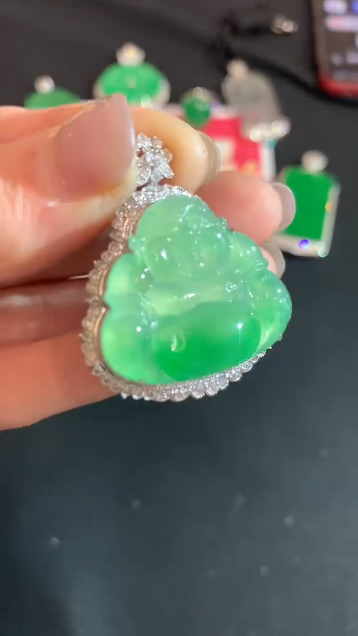 【闪购商品】翡翠18K金镶嵌吊坠(不含链)佛公不退不换|22000+0