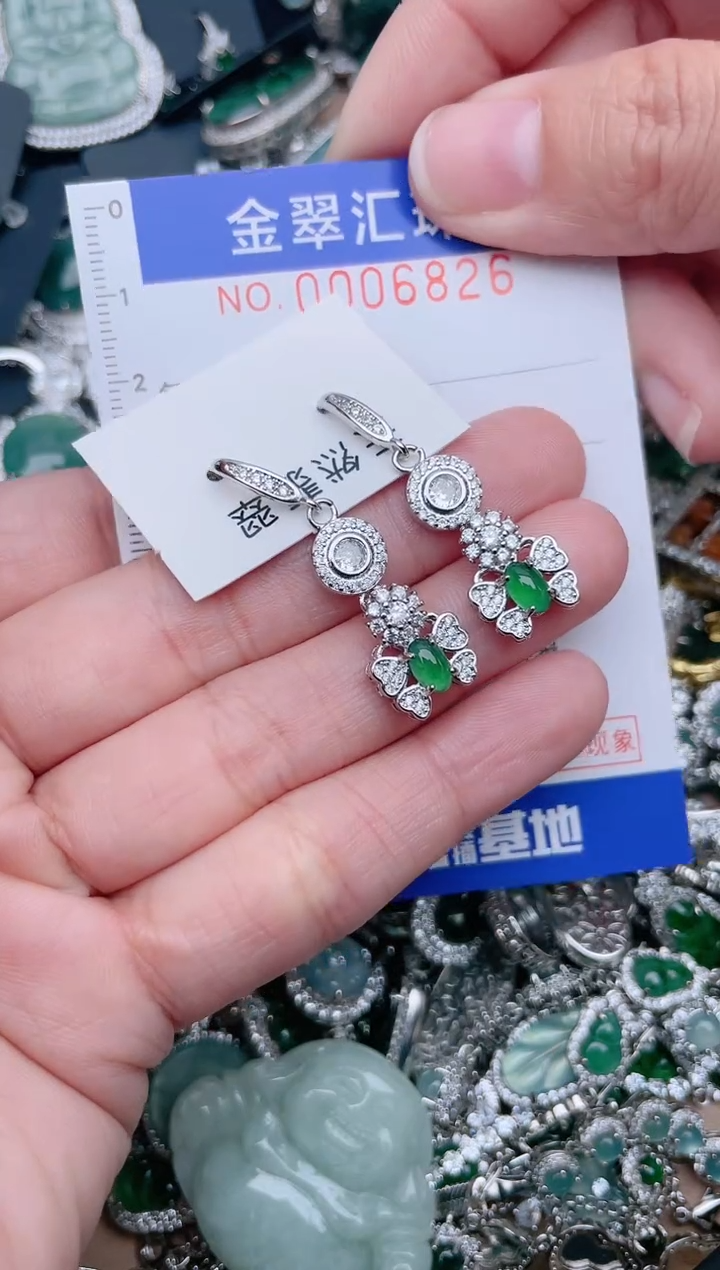 【闪购商品】翡翠颈饰未镶嵌6826.....1