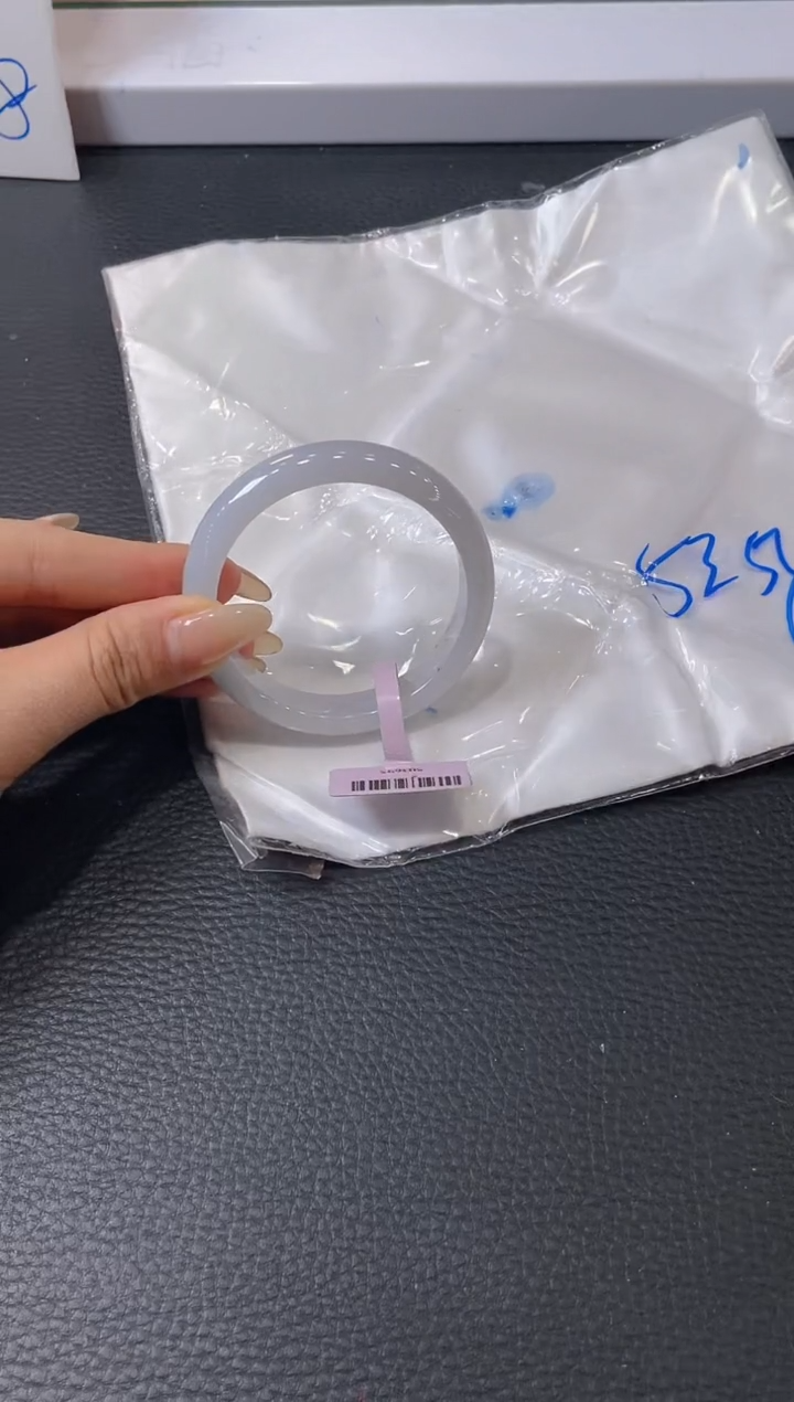 【闪购商品】翡翠手镯未镶嵌手镯