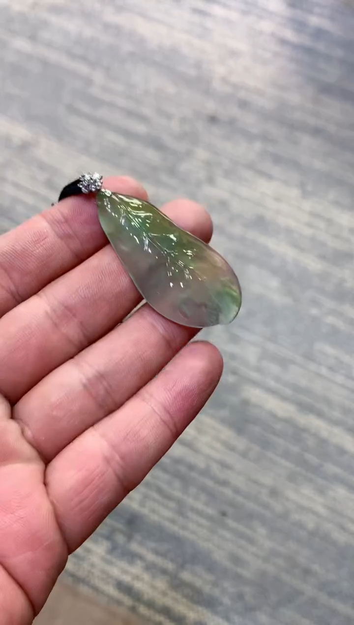 颈饰未镶嵌翡翠天然A货翡翠